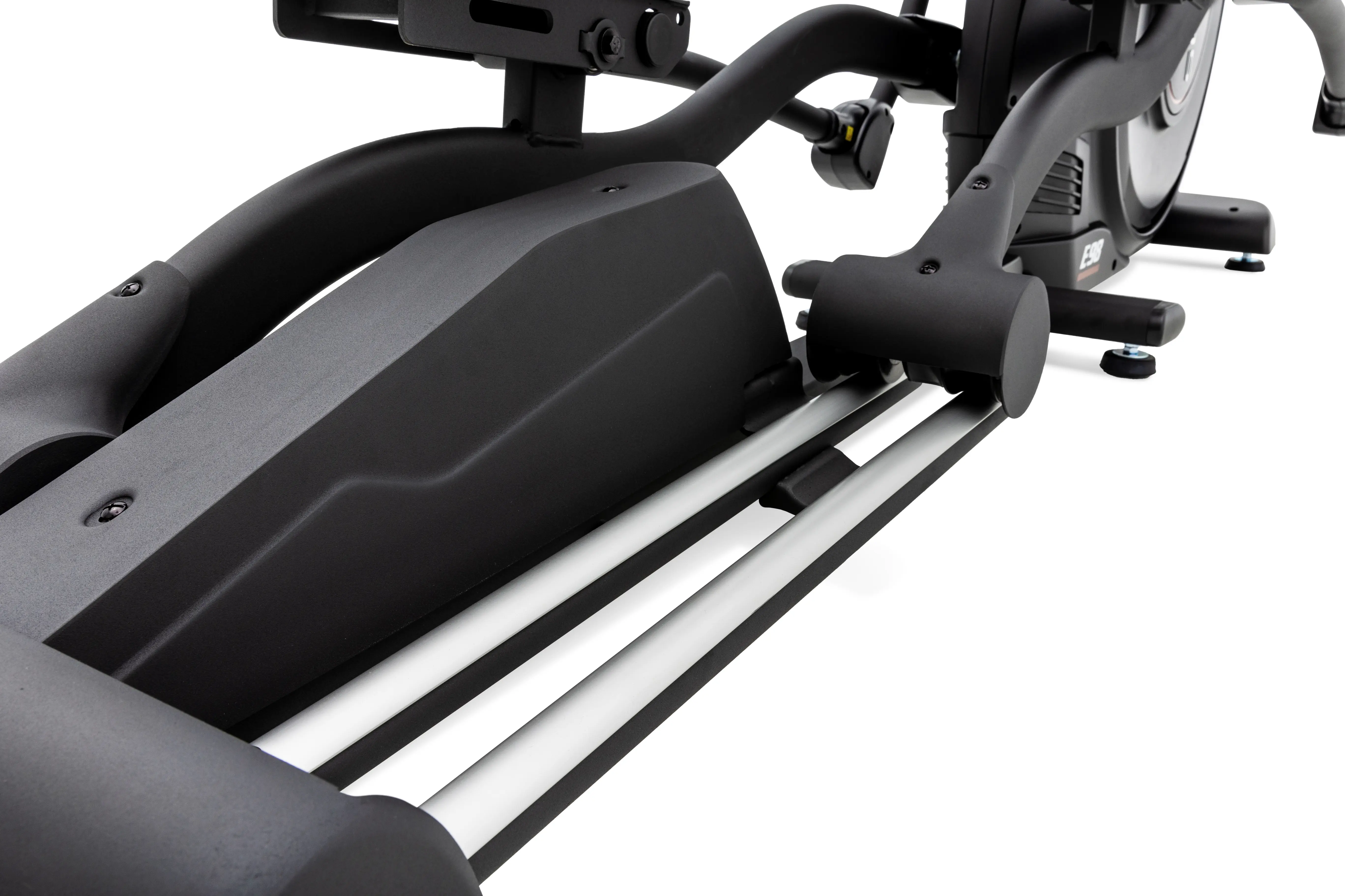 SOLE E98 Elliptical - Image 13