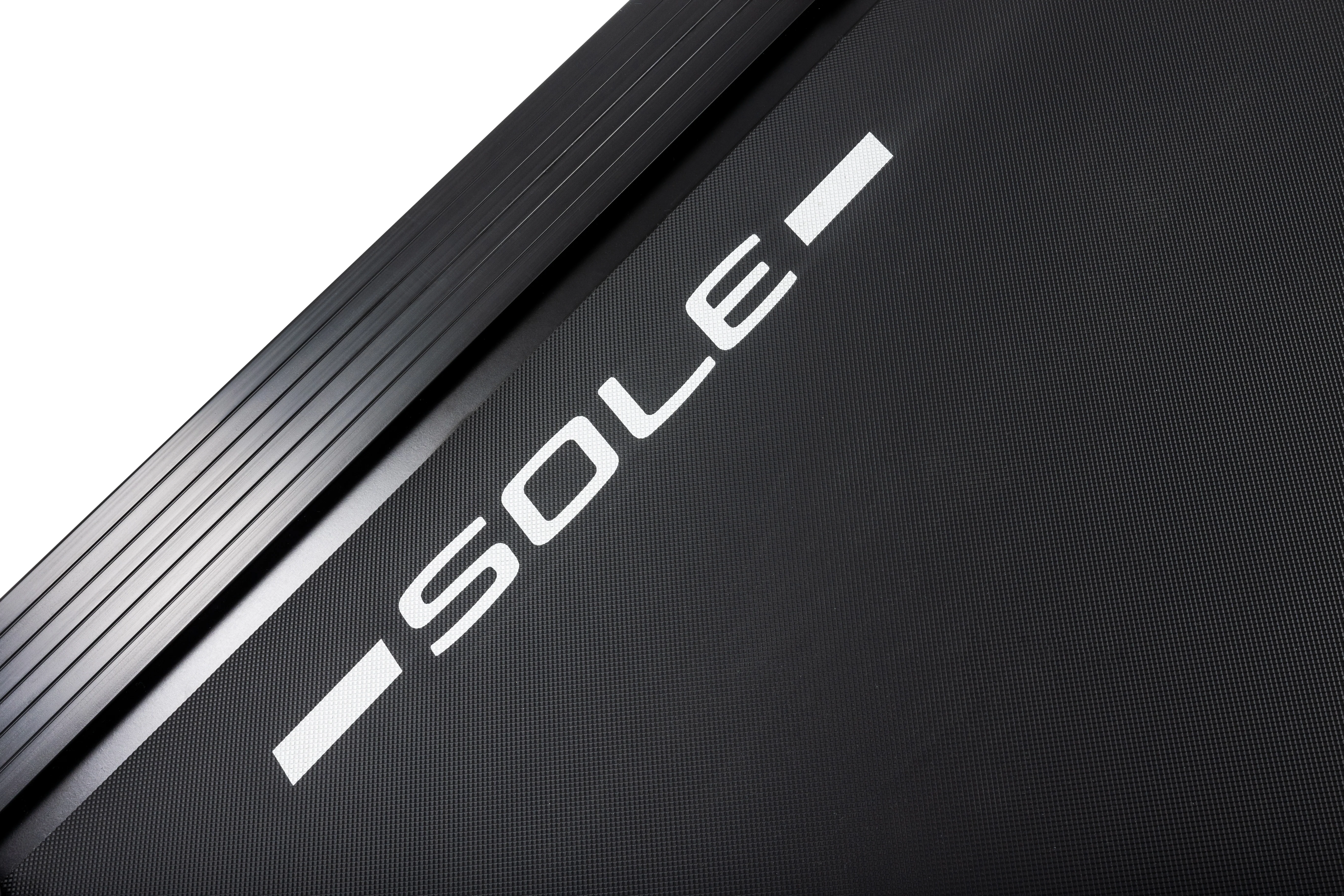 SOLE F63 Treadmill - Image 29