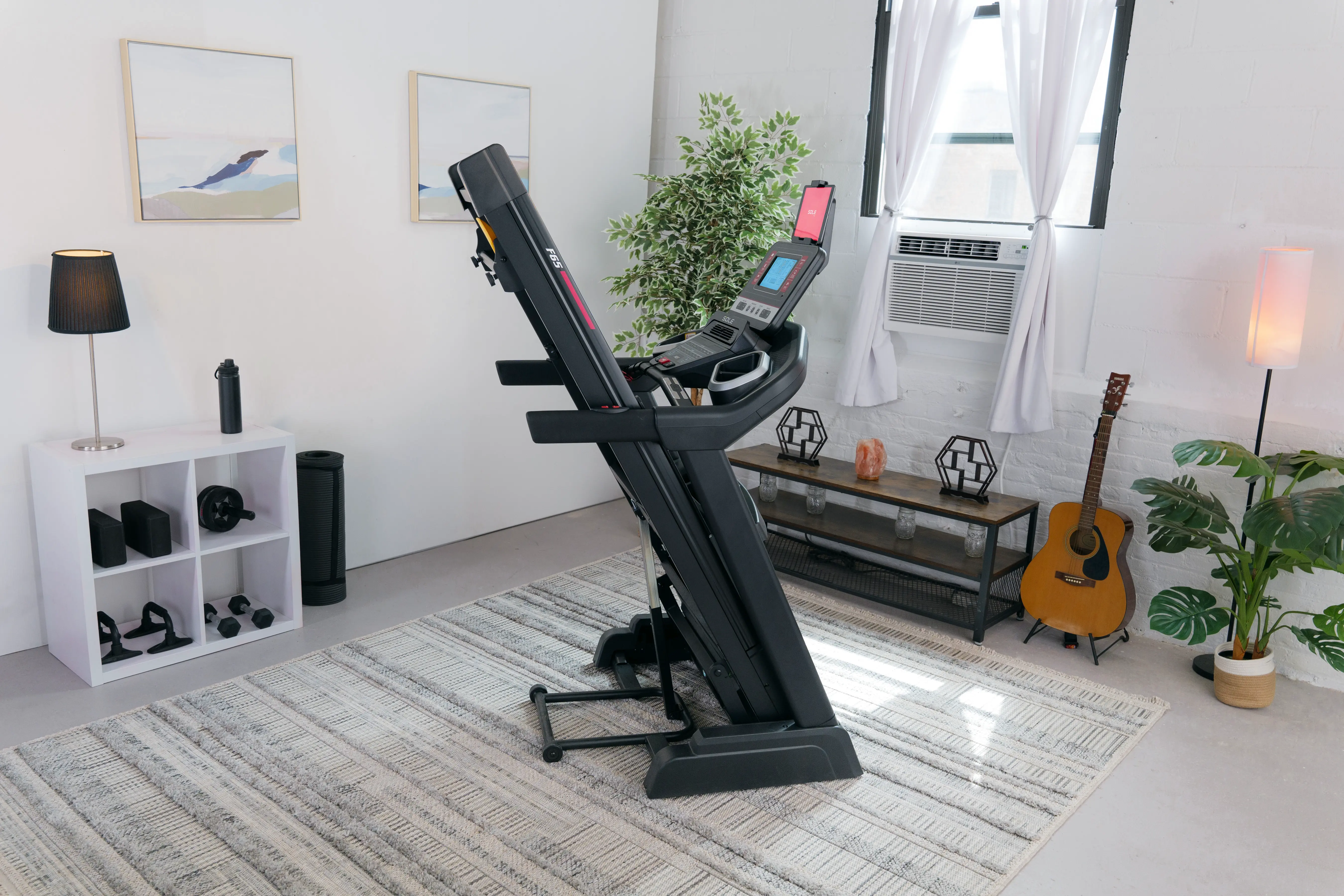 SOLE F65 Treadmill - Image 14
