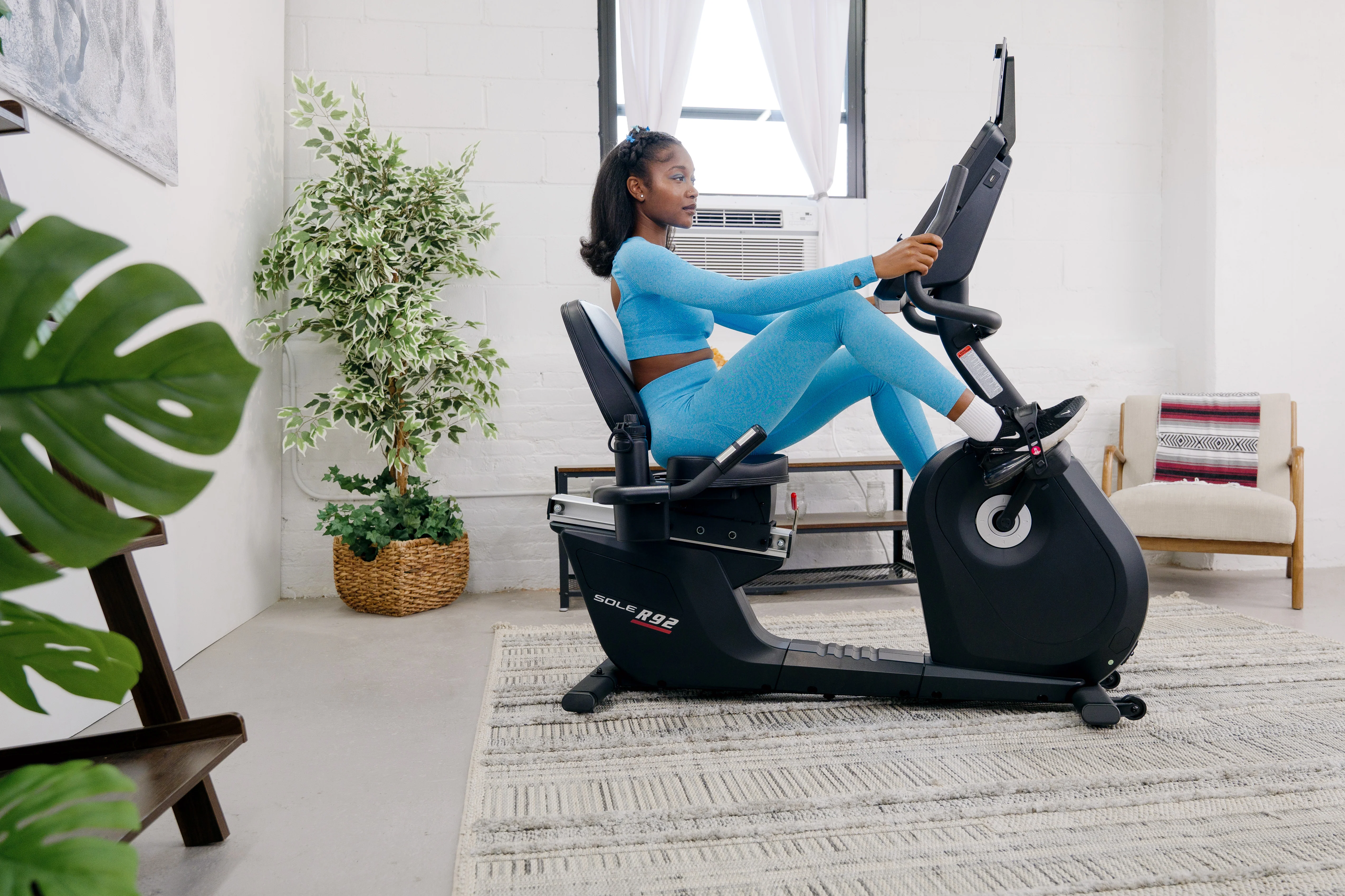 SOLE R92 Exercise Bike - Image 23